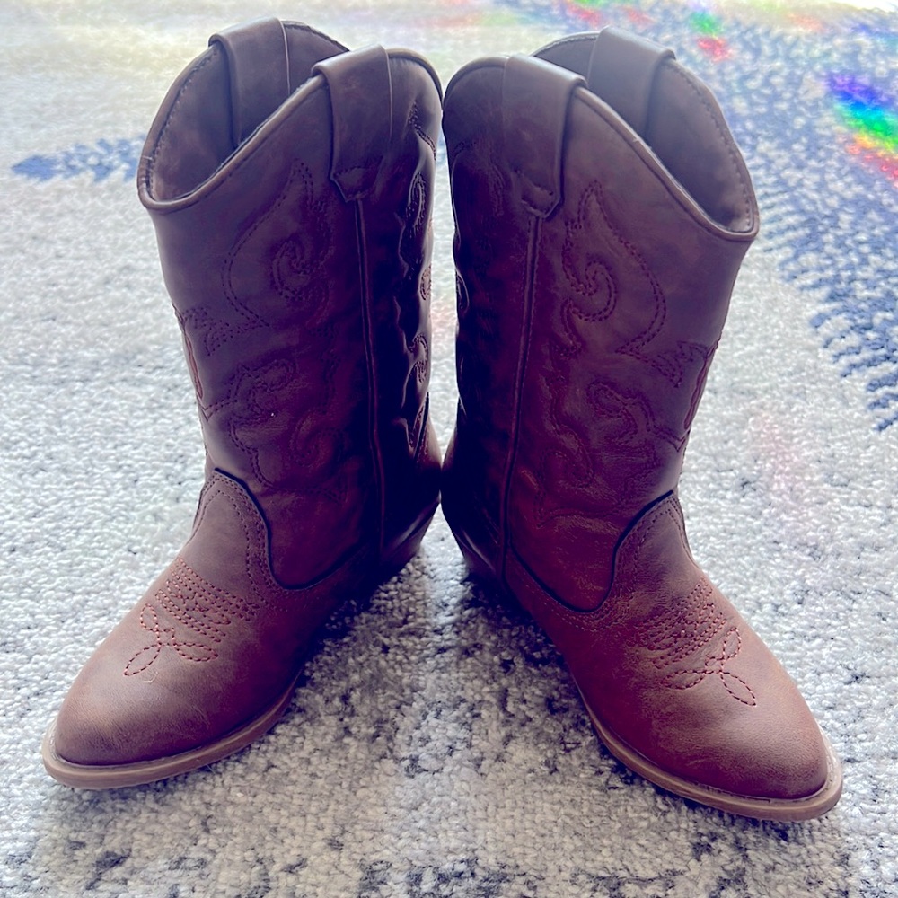Boots-little girl size 10. Worn only a handful of times
